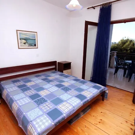 By The Sea Sumpetar, Omis - 4827 Jesenice (Split-Dalmatia)
