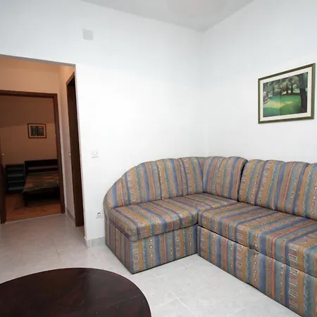 Appartamento By The Sea Sumpetar, Omis - 4827 Jesenice (Split-Dalmatia)