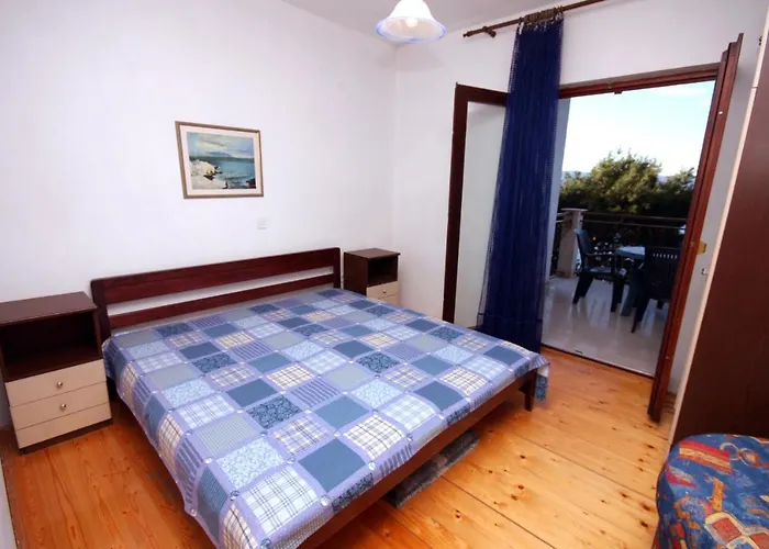 By The Sea Sumpetar, Omis - 4827 Jesenice (Split-Dalmatia)